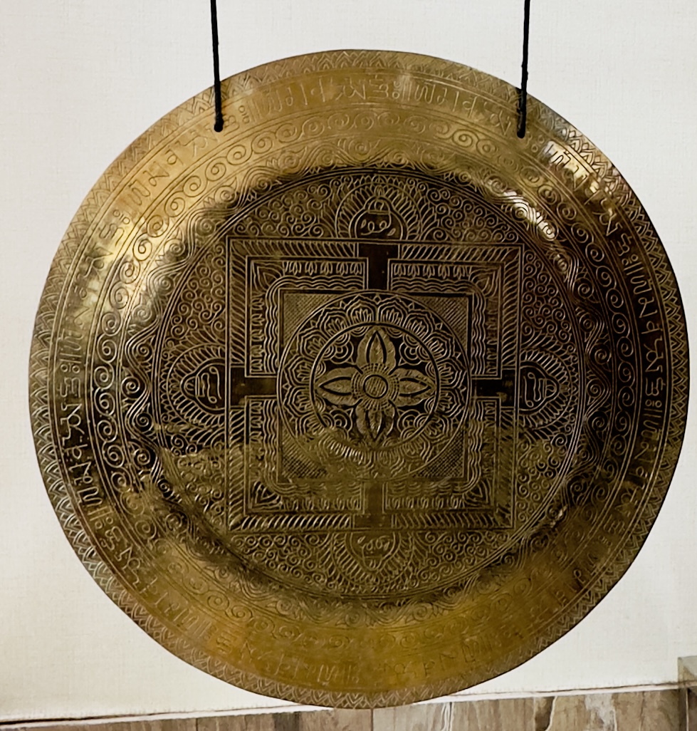 Indian Handcrafted Hand Engraved Designer Gong 22" (55 cm) - 4200 gm