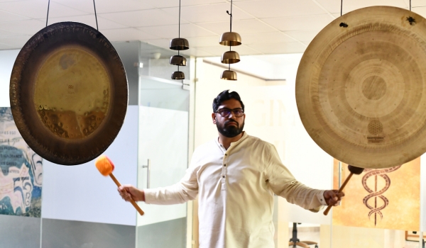 Cosmic Multi Harmonic Meditation set w Stand